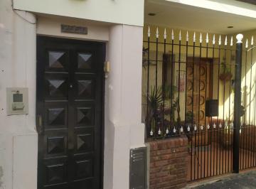 PH de 3 ambientes, Lanús · PH en Venta 3 Ambientes con 2 Patios Dueño Directo Lindo Luminoso Acceso a Aveni