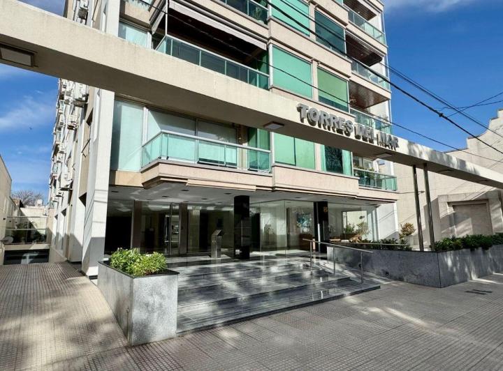 Departamento · 79m² · 4 Ambientes · 1 Cochera