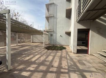 Departamento · 43m² · 2 Ambientes · 1 Cochera · Departamento en Alquiler Planta Baja con Cochera