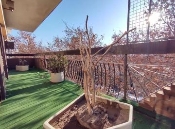 Departamento de 4 ambientes, Caballito · Amplio y Cómodo Piso de 4 Amb con Dependencia