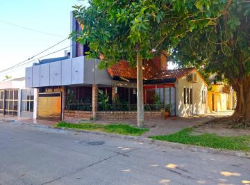 Casa de 7 ambientes, Resistencia · Inmejorable Oportunidad Vivienda en Esquina!