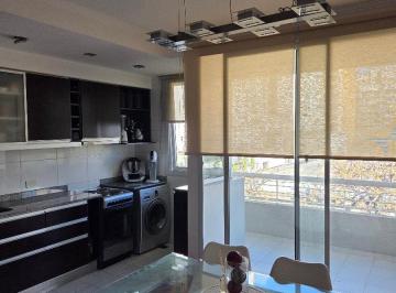 Departamento de 2 ambientes, Almagro · Excelente Semipiso Al Frente con Amplio Balcon, Baulera y Amenities