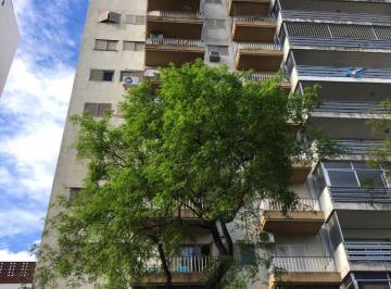 Departamento de 2 ambientes, Rosario · Av Pellegrini 668 Piso 11º Depto 3º