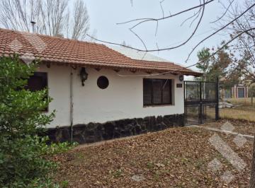 Casa · 450m² · 3 Ambientes · 1 Cochera · Se Alquila | Casa de 2 Dorm. | Barrio La Herradura, Plottier