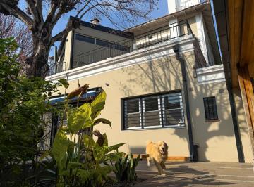 Casa · 350m² · 9 Ambientes · 2 Cocheras · Casa en Venta, con Jardín, Pileta y Cochera Para Dos Autos - Olivos, Vicente López
