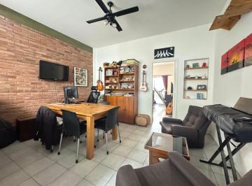 Departamento · 49m² · 2 Ambientes · Venta Dpto 2 Amb 74 m² 2 Patios Villa Crespo