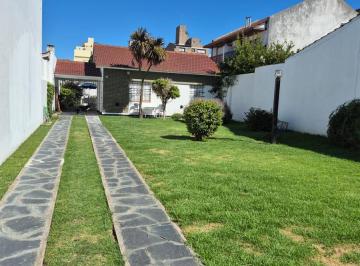 Casa · 341m² · 3 Ambientes · 4 Cocheras · Casa en Venta