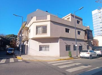 PH de 3 ambientes, Saavedra · Venta PH 3 Amb Frente Saavedra Cochera - Patio - Lavadero - en Esquina Excelente Estado Sin Expensas