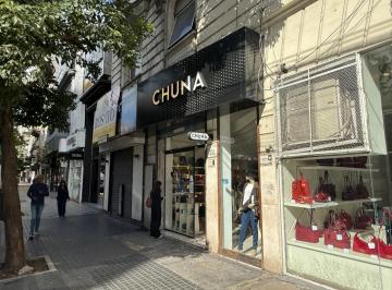 Local comercial · 111m² · Local en Alquiler en Jose Maria Moreno Casi Rivadavia