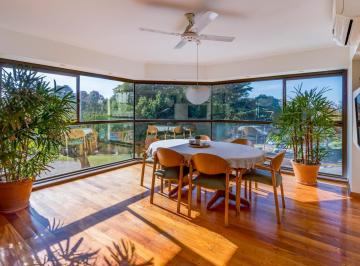 Departamento · 154m² · 6 Ambientes · 1 Cochera · Venta - Piso Exclusivo de 4 Dorm. en Barrio Martín, Frente Al Parque Urquiza, Rosario.