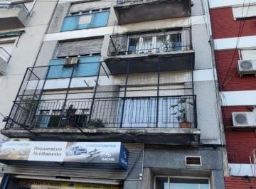 Departamento · 130m² · 4 Ambientes · 4 Amb con Dependencias Sobre Av Mitre