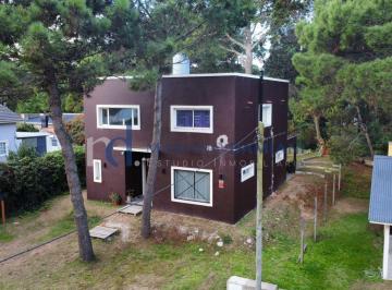 DEI-DEI-2116_2 · Casa 3 Dorm. en Venta en Valeria del Mar