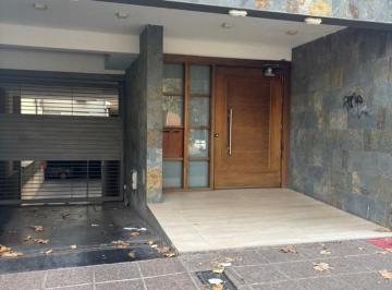 Departamento · 60m² · 2 Dormitorios · 1 Cochera · Departamento en Alquiler - Excelente Ubicacion en Godoy Cruz