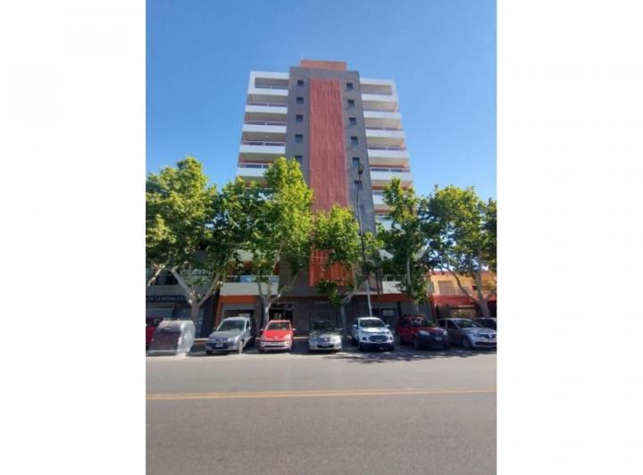 Departamento · 140m² · 4 Ambientes · 1 Cochera