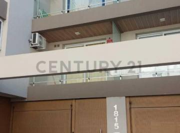 Departamento · 211m² · 3 Ambientes · Venta de Dpto 1 de Mayo 1815 Entre Calles Corrientes y Moreno