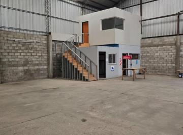 Bodega-Galpón · 800m² · 1 Dormitorio · 10 Cocheras · Se Alquila Galpon de 800 m²
