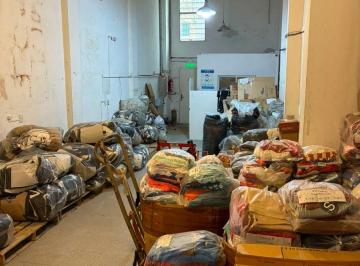 Depósito , Flores · Alquiler Deposito Fabrica Local Flores 1000 m² con Montacargas Zona Textil