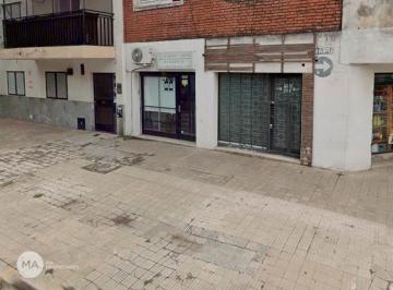 Local comercial · 32m² · 1 Ambiente · Local Comercial en Ochava - Maipu 2100 - Abasto Rosario | Venta