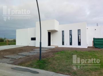 Casa · 183m² · 6 Ambientes · Casa en Laguna Grande