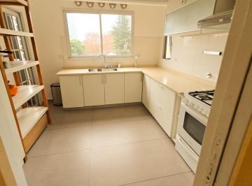 Departamento · 56m² · 3 Ambientes · 1 Cochera · Departamento en Belgrano C
