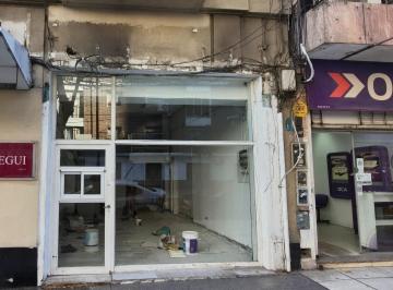 Local comercial · 64m² · Local en Alquiler