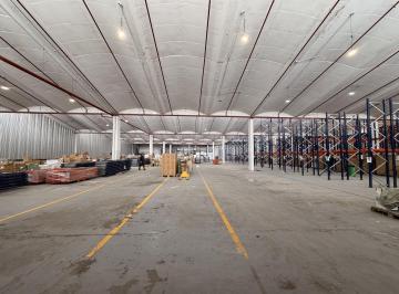 Depósito · 4300m² · Depósito en Alquiler 4.300 m² - Pompeya - Deposito Logistico