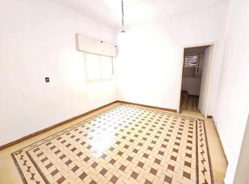 Casa · 146m² · 5 Ambientes · Casa 3 Dorm. + Patio Propio + Consultorio | Alto Alberdi