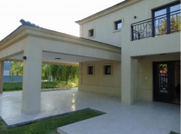 Casa · 350m² · 4 Ambientes · Venta Casa 3 Dorm, Bº Comahue Golf Club, Neuquen