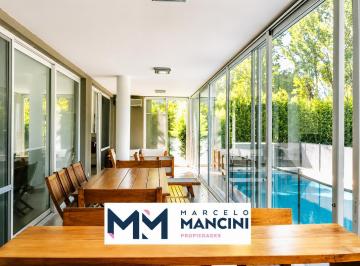 Casa · 280m² · 6 Ambientes · 6 Cocheras · Canning Casa en Saint Thomas Sur