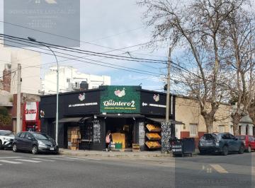 Local comercial · 217m² · Estratégica Propiedad en Venta, San Luis y Castelli
