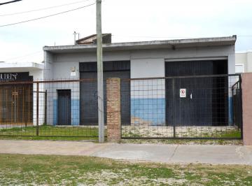 Bodega-Galpón · 150m² · 2 Ambientes · Alquiler de Galpón en Los Hornos