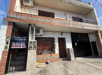 PH · 52m² · 3 Ambientes · PH Alquiler Lanus