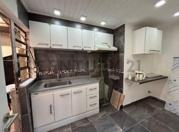 Casa · 56m² · 2 Dormitorios · 1 Cochera · PH 3 Ambientes Villa Sarmiento con Patio, Cochera