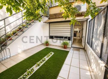 PH · 50m² · 2 Ambientes · 1 Cochera · Venta PH 2 Ambientes con Patio Privado y Cochera en Villa Real | Sin Expensas
