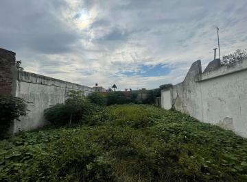 Terreno · 300m² · Terreno en Barrio Residencial, Capitán Bermúdez
