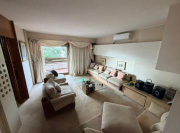 Departamento · 222m² · 6 Ambientes · 1 Cochera · Piso Exclusivo en Venta - 3 Dorm.