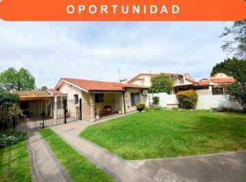 Casa · 130m² · 3 Ambientes · 2 Cocheras · Casa 3 Ambientes en Ciudad Evita - Apta a Crédito