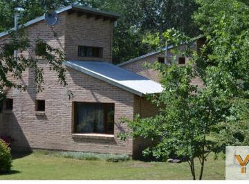 Hotel · 504m² · 16 Ambientes · Hotel en Venta - 8 Dorm. 5 Baños - 4722 m - Calamuchita