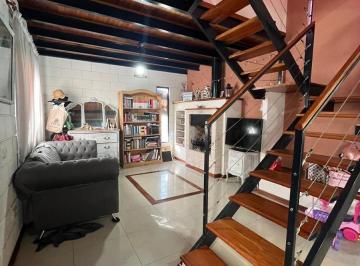 PH · 90m² · 3 Ambientes · 1 Cochera · Venta PH en Haedo Norte