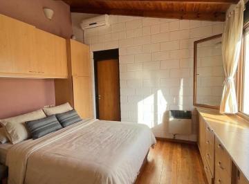 PH · 90m² · 3 Ambientes · 1 Cochera · Venta PH en Haedo Norte