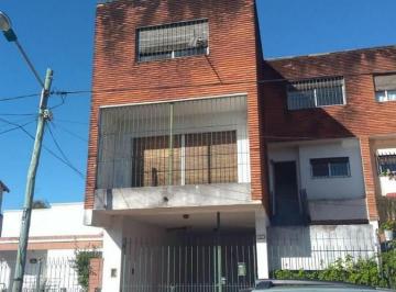 Departamento · 155ha · 4 Ambientes · 2 Cocheras · Venta de Departamento Tipo Casa