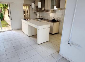 Casa · 58m² · 3 Ambientes · 1 Cochera · Casa en Constitución Al Fondo