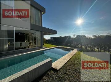 Casa · 190m² · 5 Ambientes · 1 Cochera · Casa en Alquiler con Muebles en Los Alisos Nordelta