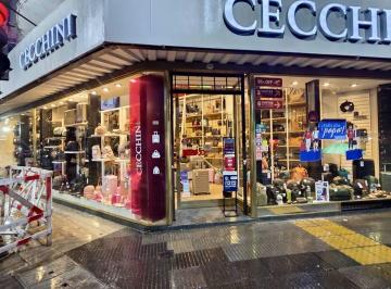 Local comercial · 190m² · Local en Esquina Estratégica Cabildo y Sucre
