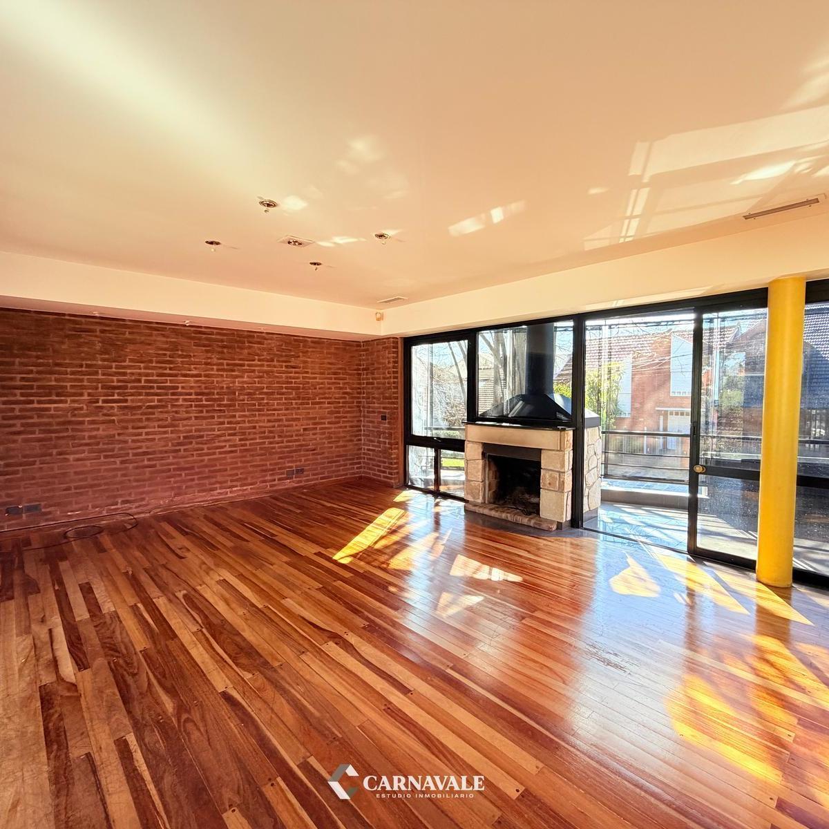 Casa 4 Ambientes en Venta – Barrio San Carlos