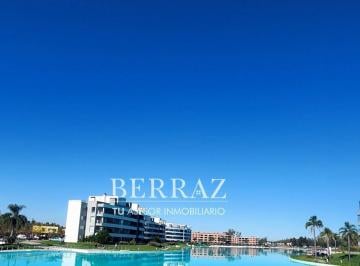 Casa · 135m² · 4 Ambientes · 2 Cocheras · Dúplex Venta 4 Ambientes en Lagoon Pilar Lote de 200 m²