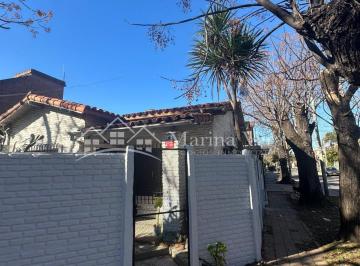 Casa de 3 ambientes, Quilmes · Venta Apta Crédito//casa de 3 Ambientes en Don Bosco