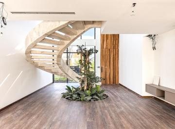 Casa · 450m² · 6 Ambientes · 3 Cocheras · Inteligente Al Río: Domótica, Sistema Vrf y Muelle Propio