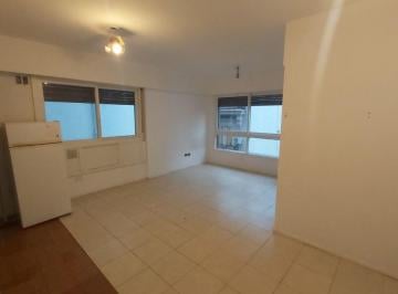 Departamento de 1 ambiente, Centro / Microcentro · Excelente Monoambiente. Sexto Piso Frente. Vig. 24 Hs. Apto Prof o Vivienda