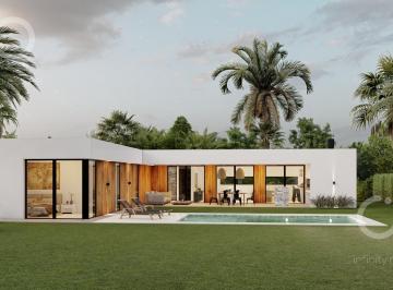 Casa · 150m² · 4 Ambientes · 2 Cocheras · Casa en Venta Village Joven